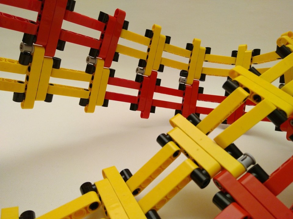 Divisible Möbius strip